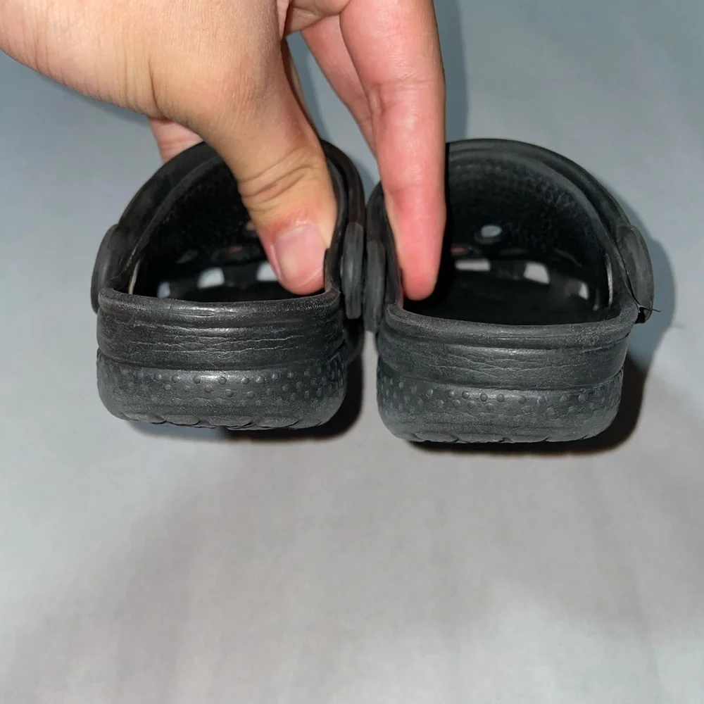 Black Crocs - Kids Size 4/5